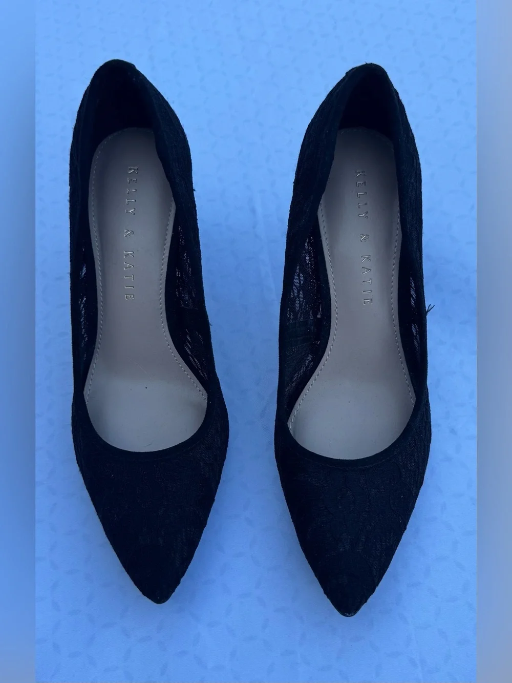 Kelly & Katie Black Pointed Toe Lace Flats - Feminine Work to Weekend